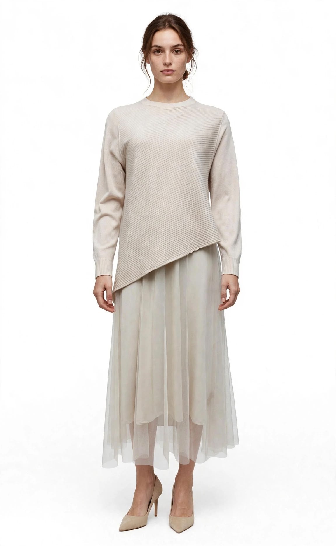 Completo canotta e gonna tulle maglione asimmetrico