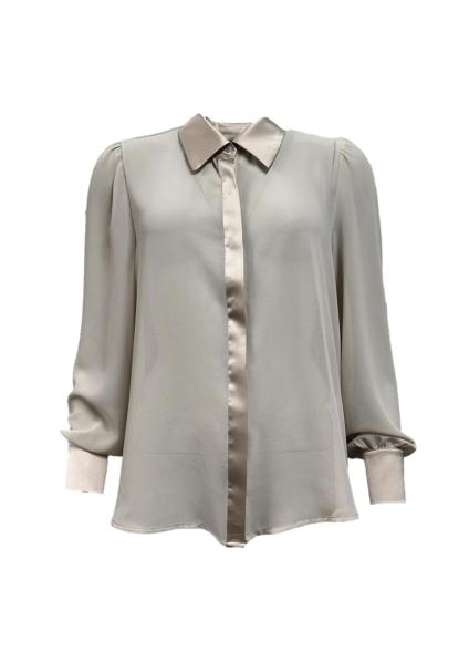 Camicia dettagli